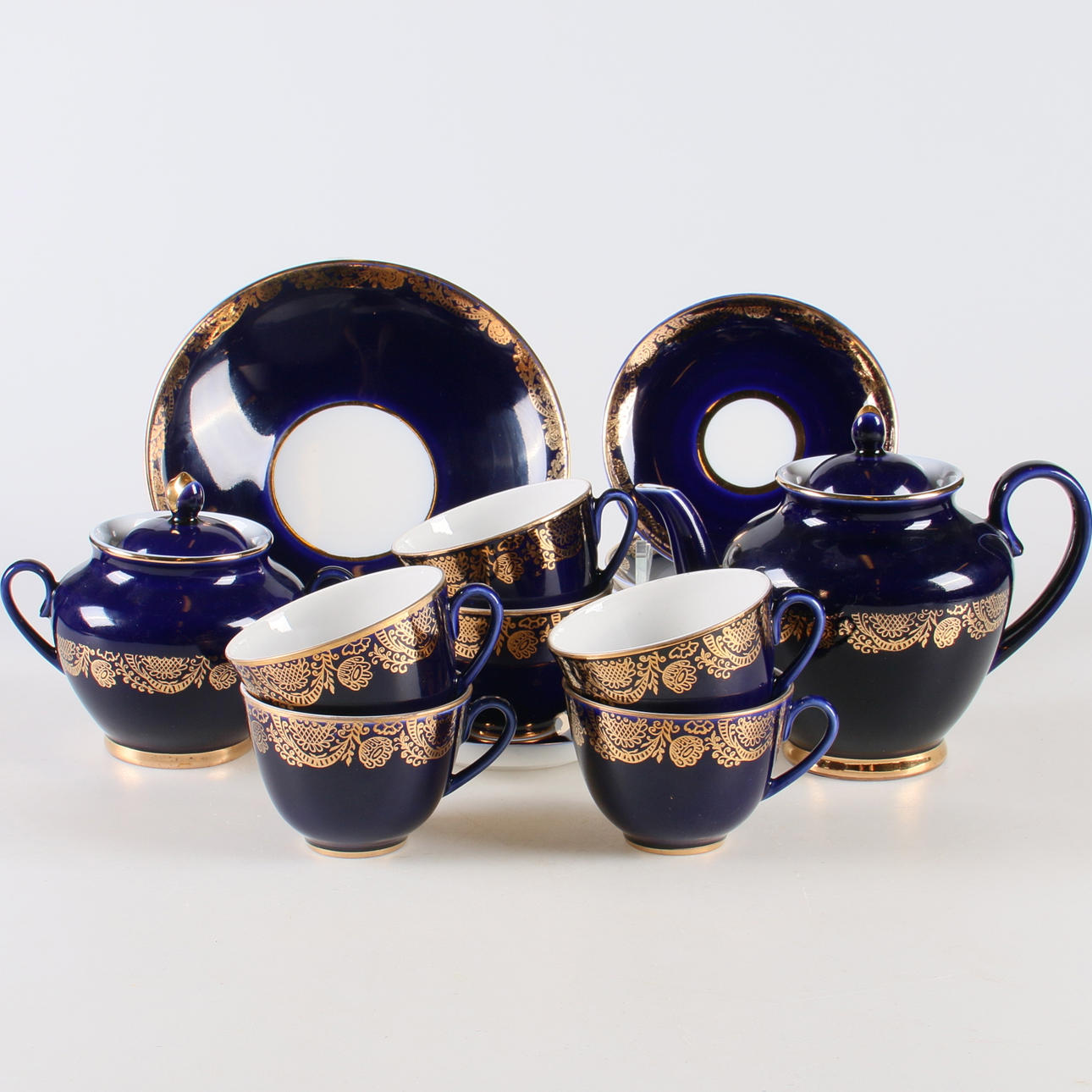 TESERVIS, 15 delar, porslin, Lomonosov, Ryssland, 1900-talets andra hälft.