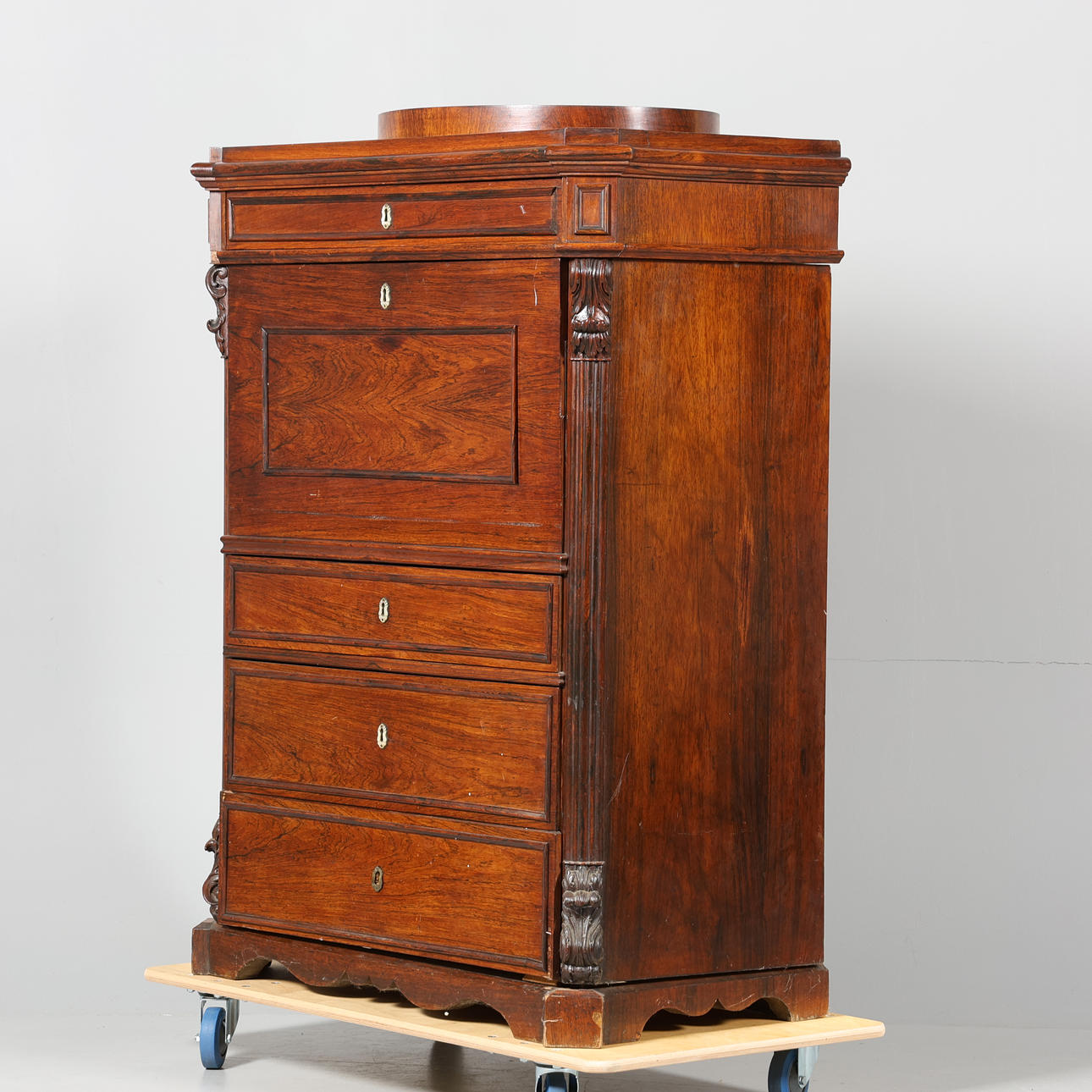 A 19th century chiffon.