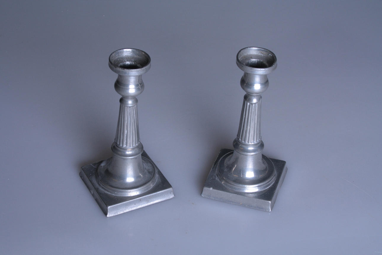 LJUSSTAKAR, ett par, empire, Tenn.