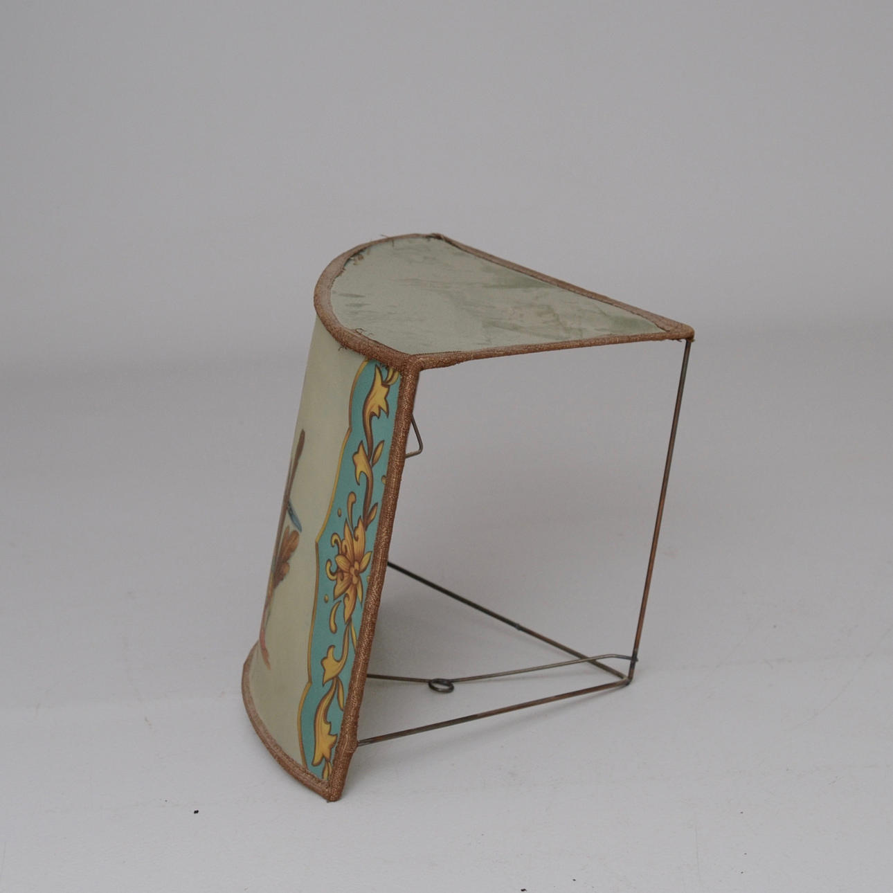 GURLI LINDROTH. LAMPSKÄRM.