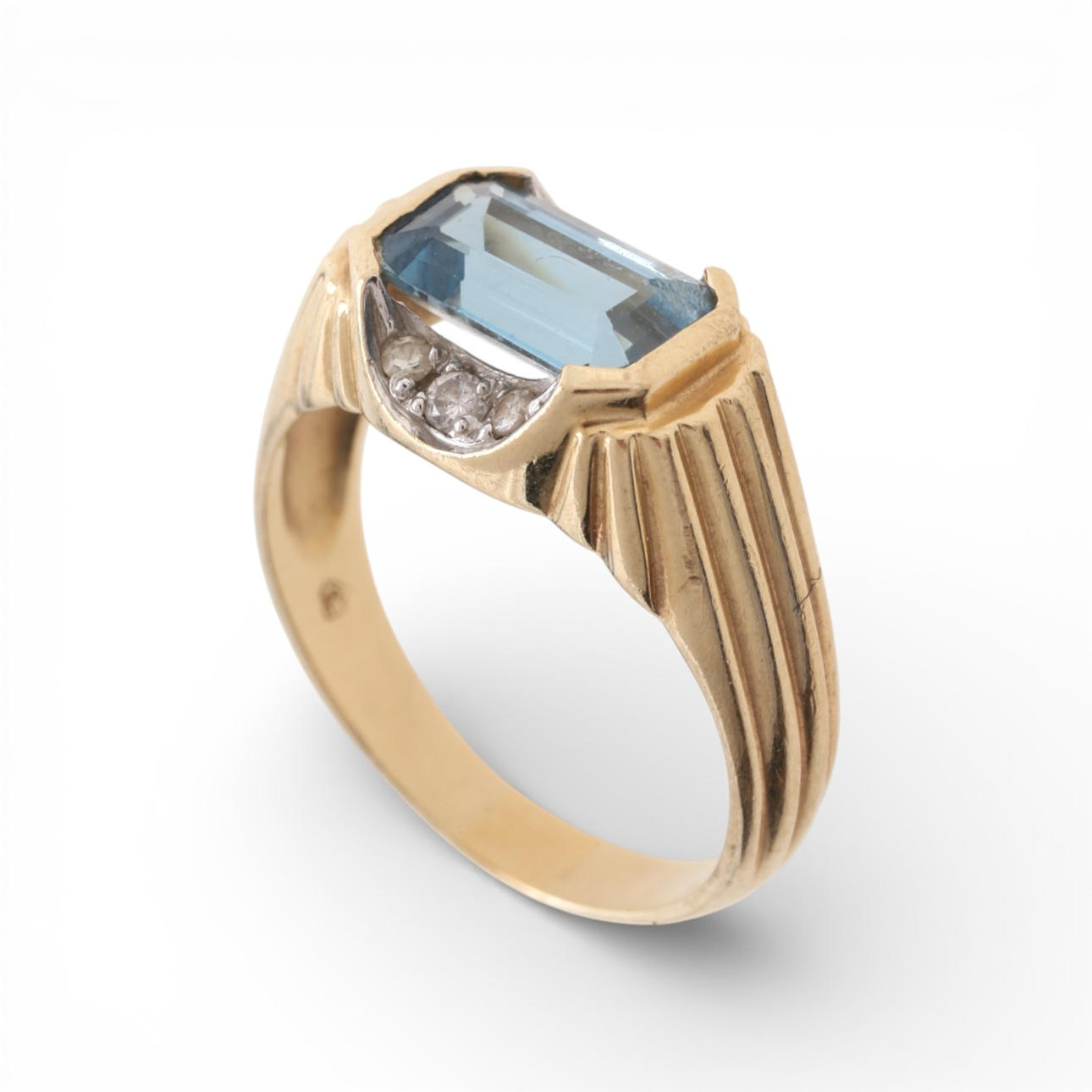 Topaz and diamonds ring, mid 20th Century.