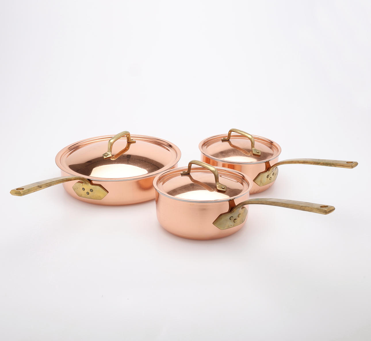 TRACTOR PAN AND TWO POTS WITH LIDS, “COPPER”, HACKMAN, FINLAND. Silver ...