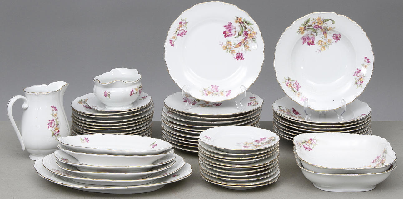 MATSERVIS, 52 delar, porslin, 1900-tal.