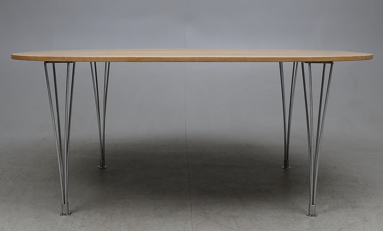 BORD "Superellips", design Bruno Mathsson & Piet Hein.