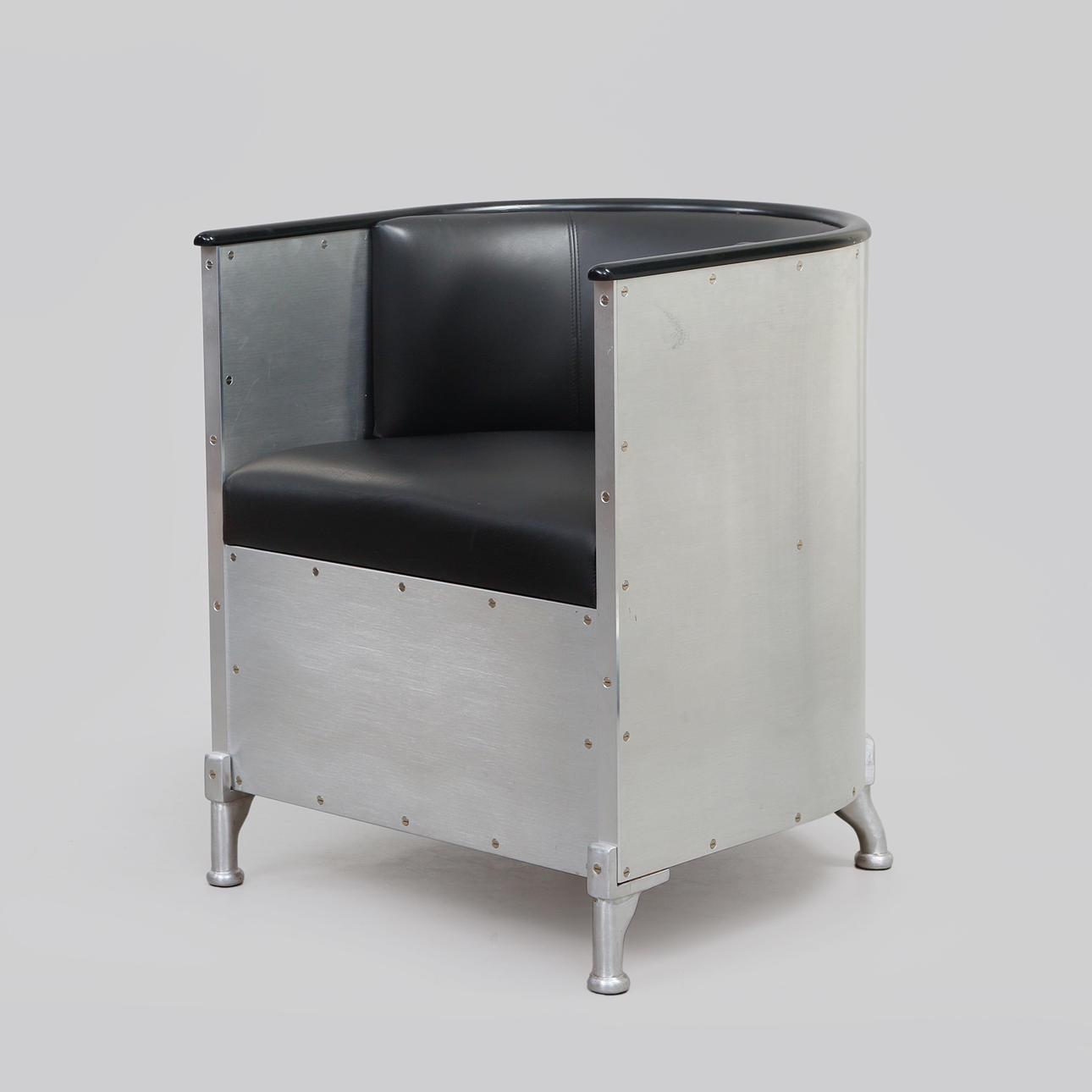 MATS THESELIUS. Fåtölj, "Aluminium", Källemo, formgiven 1990. Möbler ...