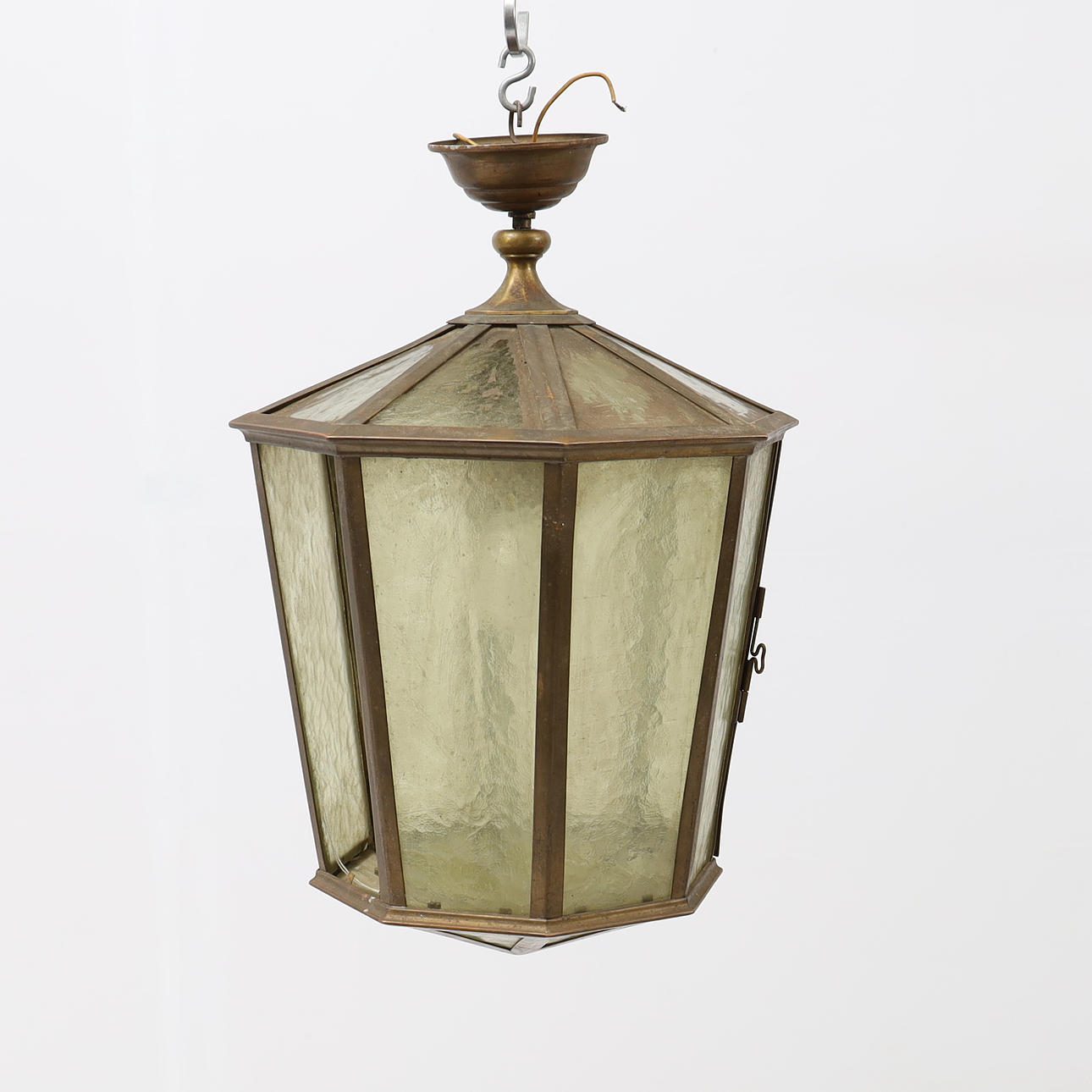 KATTOVALAISIN, 1900-luvun alkupuoli.