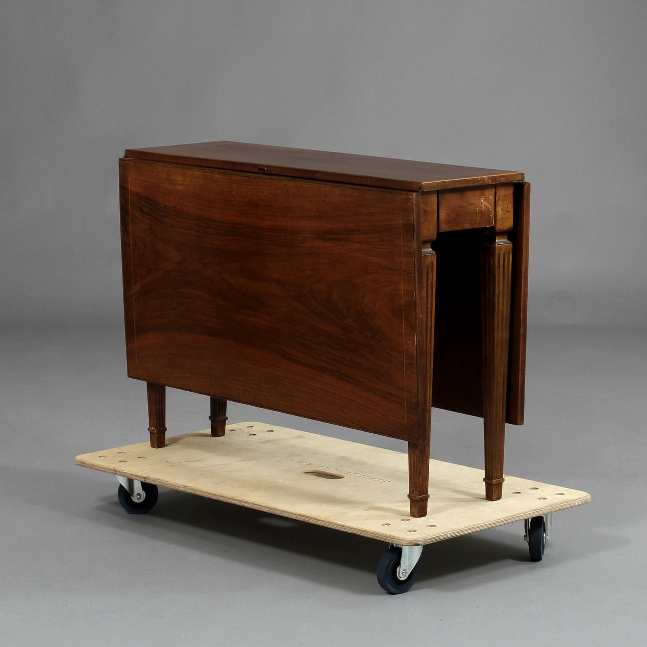 SLAGBORD, Louis XVI-stil, 1900-tal.