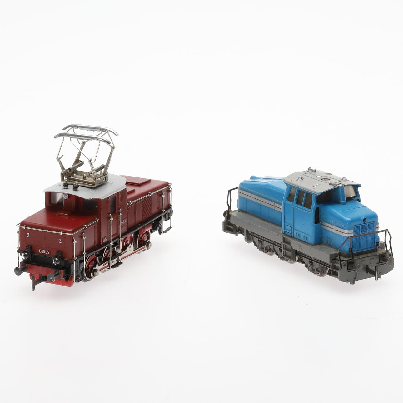 MÄRKLIN. LOK. 2 st. 3078 samt 3001.