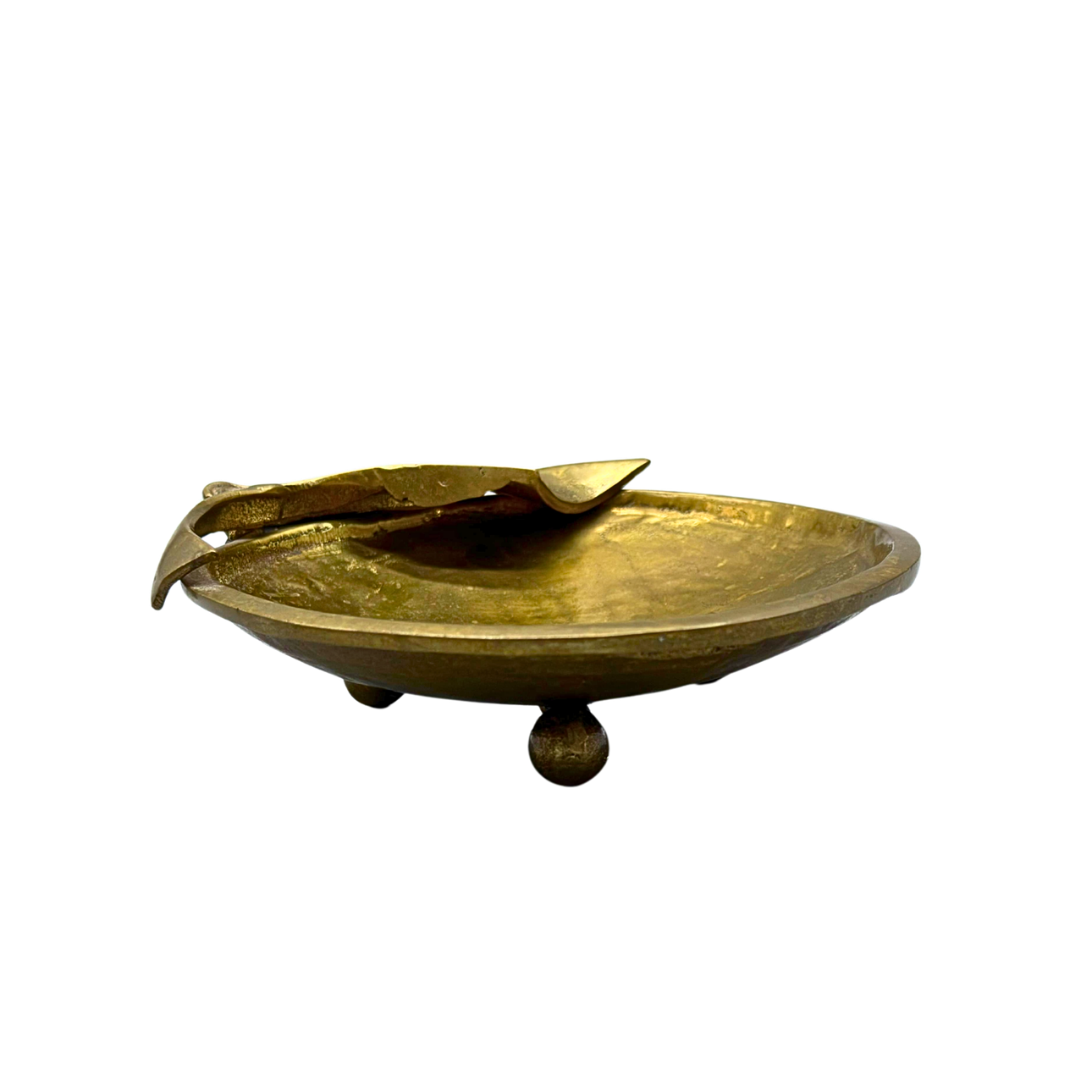 DECORATIVE BRASS BOWL.