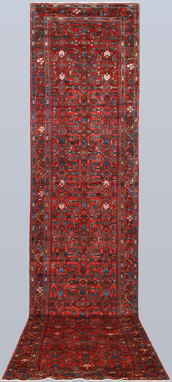 ORIENT CARPET. Hamada gallery model, 505 x 112 cm.