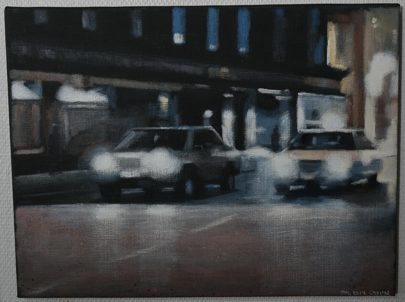 STIG ESPE OLSON. Olja på duk, Nattlig trafik, signerad. SÄLJES TILL FÖRMÅN FÖR HUMANISTHJÄLPEN.