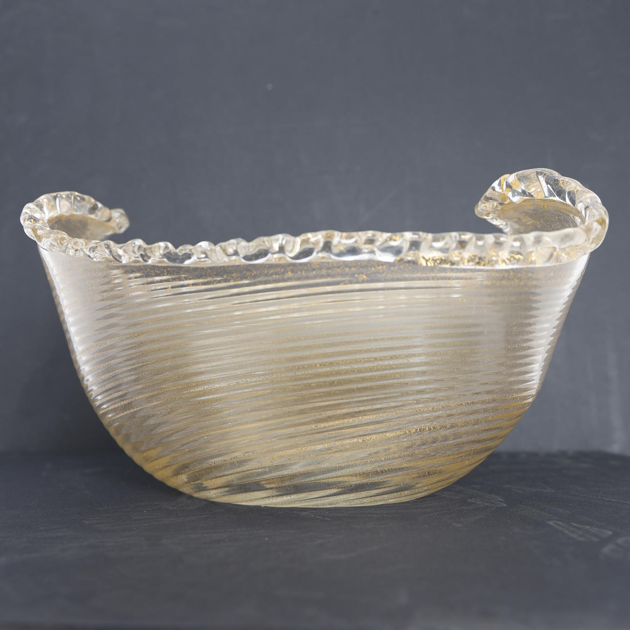 BOWL, Italy, Gilded decor.