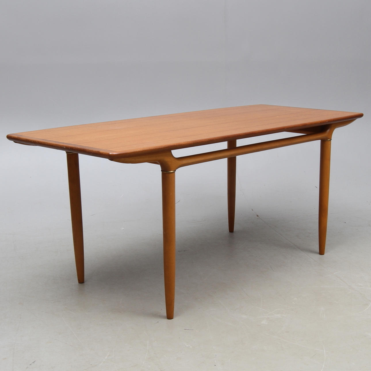 SOFFBORD, "Cortina", Svante Skogh, Seffle Möbelfabrik, 1900-talets mitt.