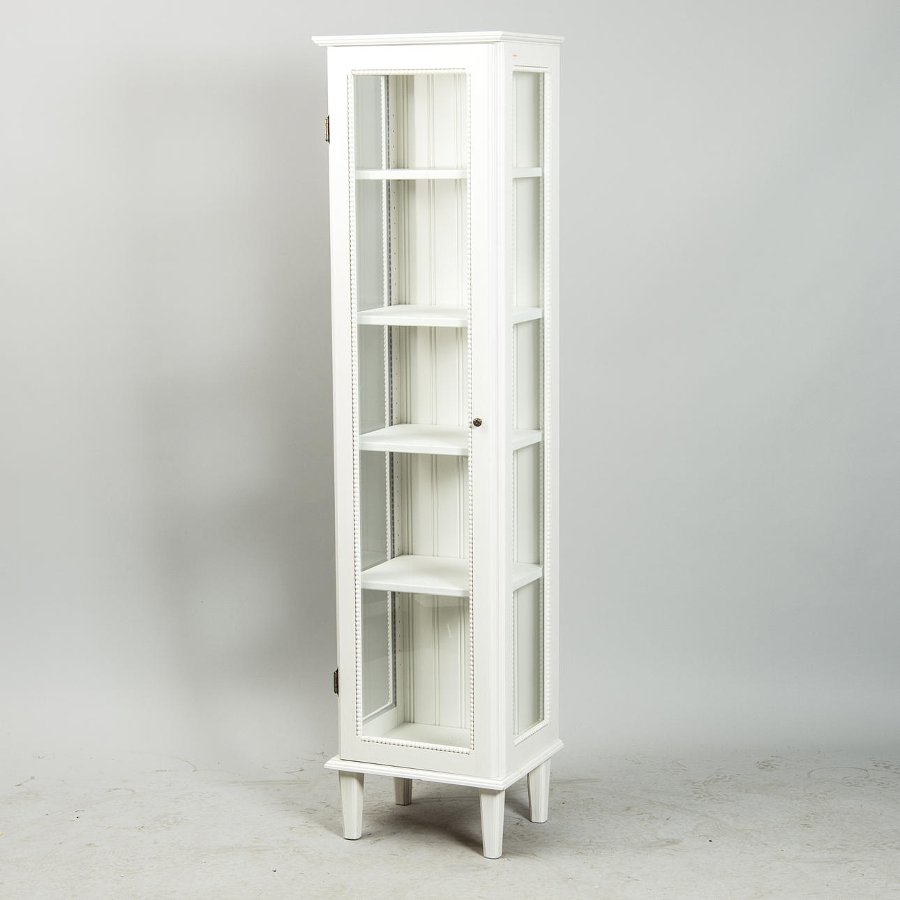 VITRINSKÅP, vitmålat, 1900/2000-tal.