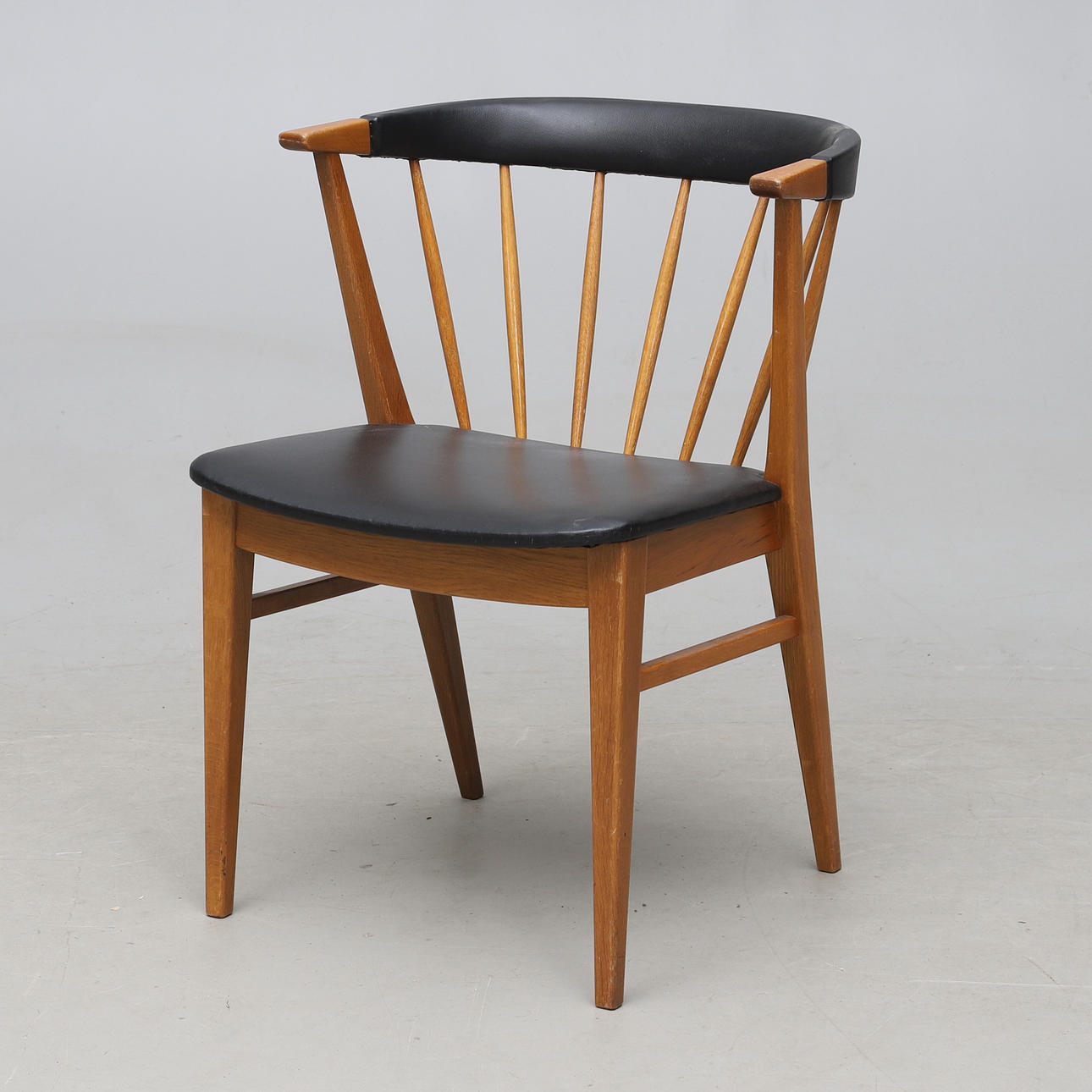 Berti Fridhagen chair ※2脚購入が必須です BERTIL FRIDHAGEN. chair, model 406, Bodafors, 1960s. Furniture