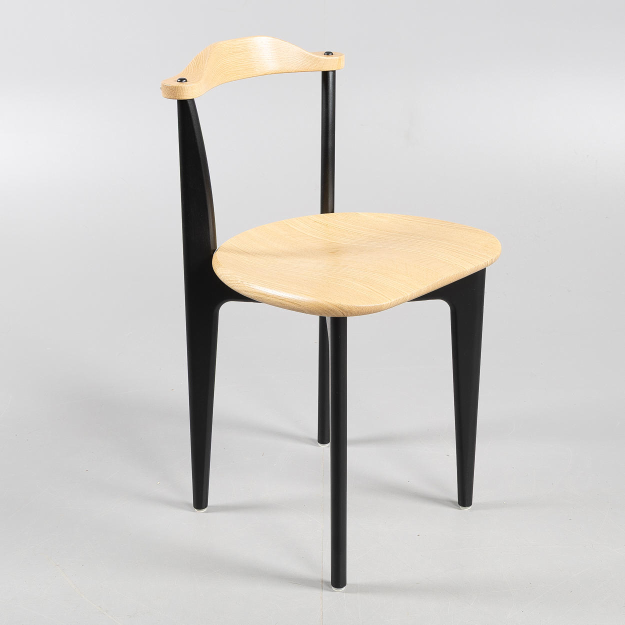 YNGVE EKSTRÖM. Stol, "Thema".