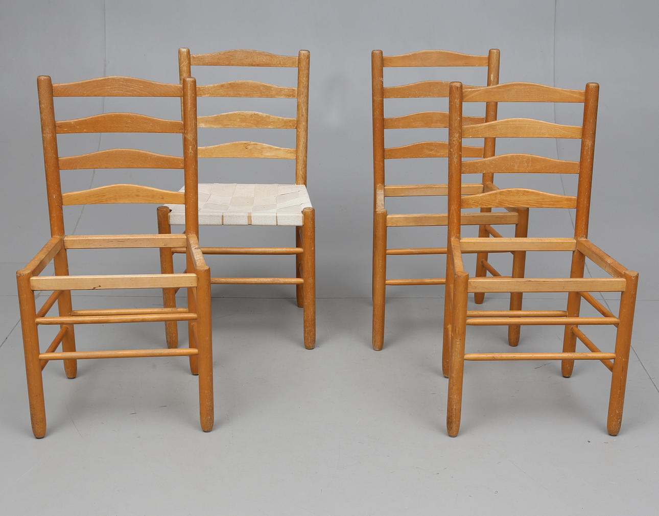 STOLAR, 4 st, "Kyrkstolen", Kaare Klint, 1900-talets andra hälft.