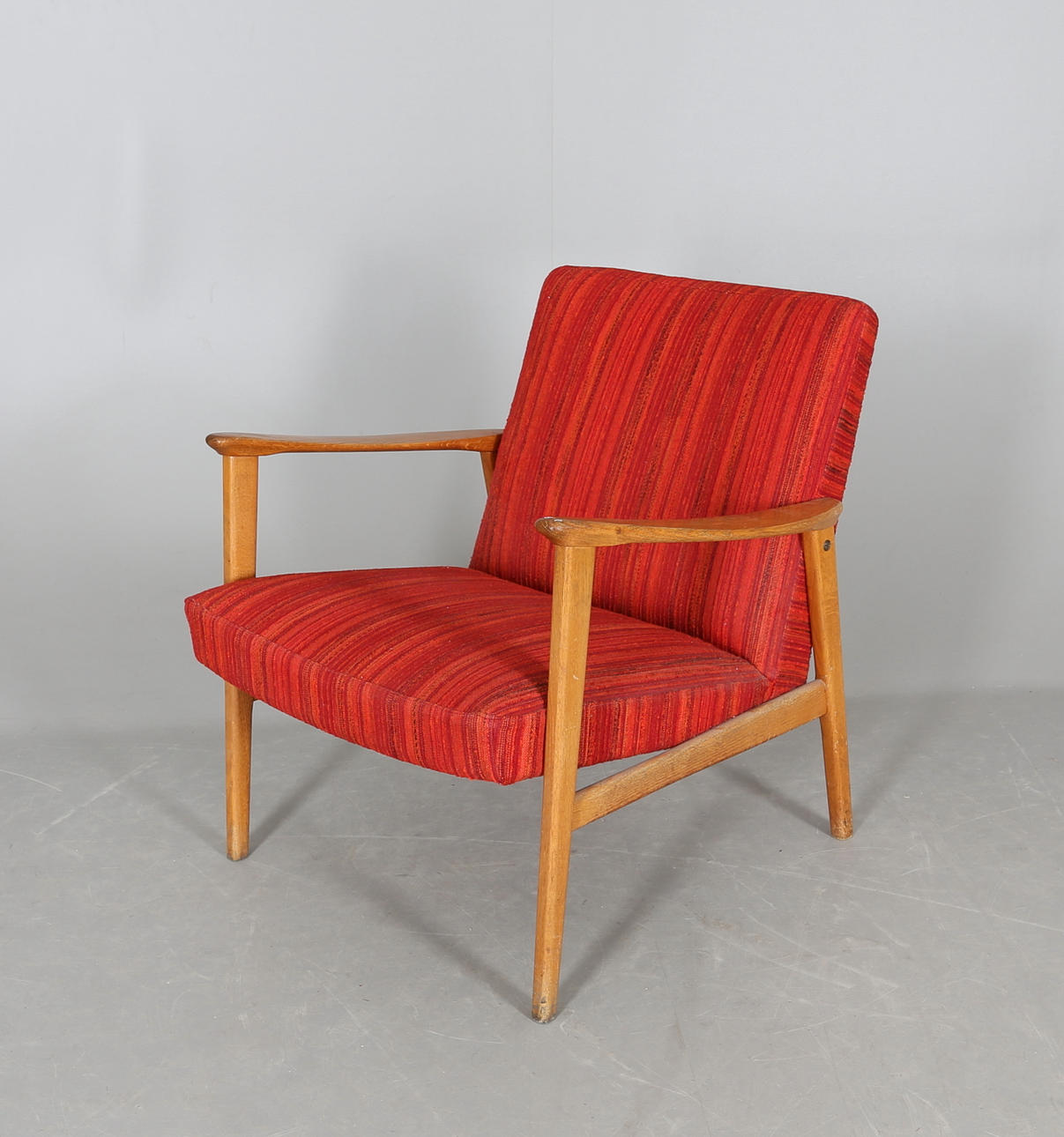 FÅTÖLJ, ek, 1900-talets mitt.