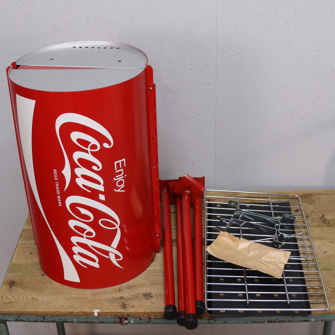 A Coca-Cola grill, 20th century.
