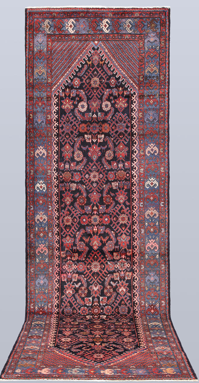 ORIENTMATTA. Hamadan gallerimodell, 372 x 112 cm.