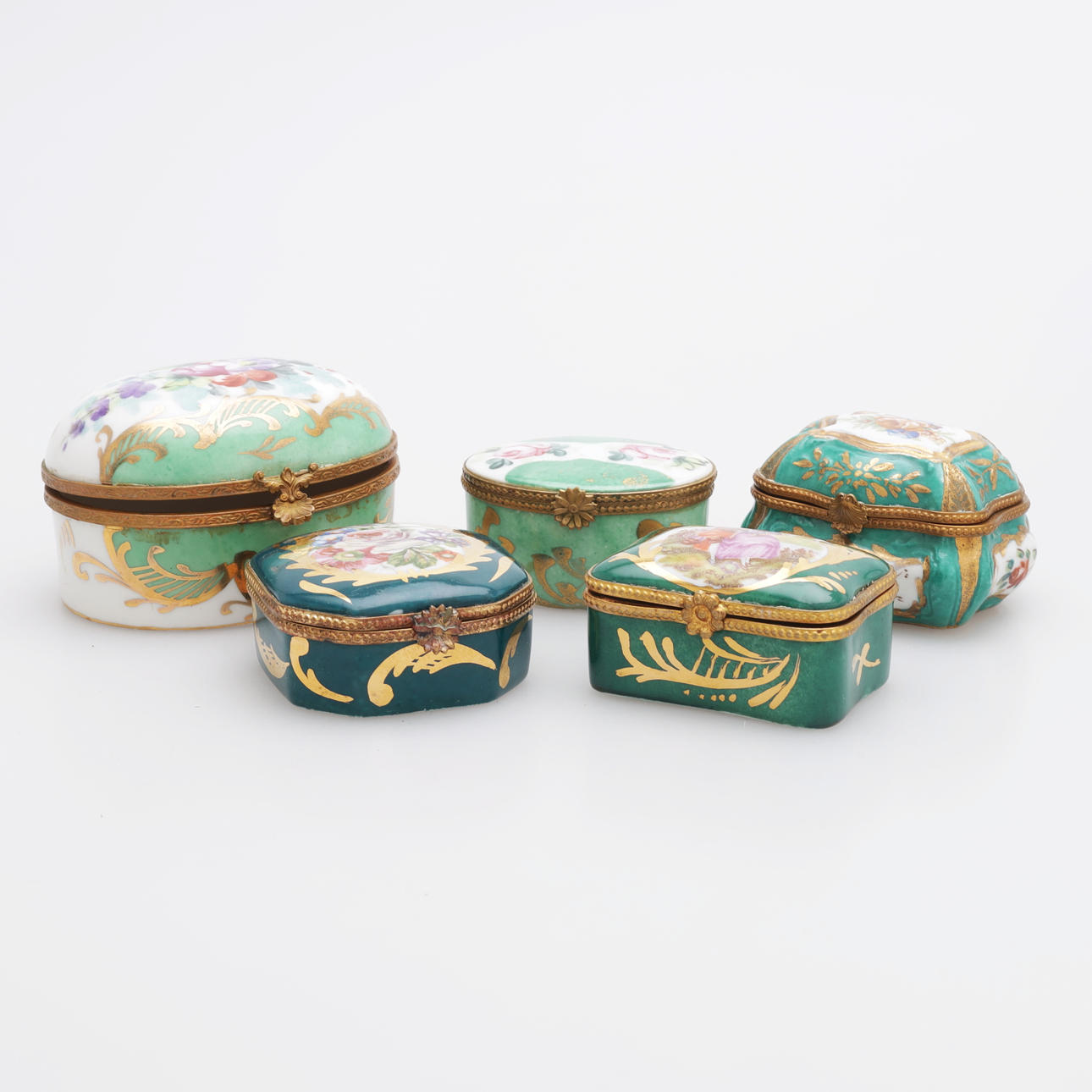 ASKAR, 5 st, porslin, Limoges mm, Frankrike.