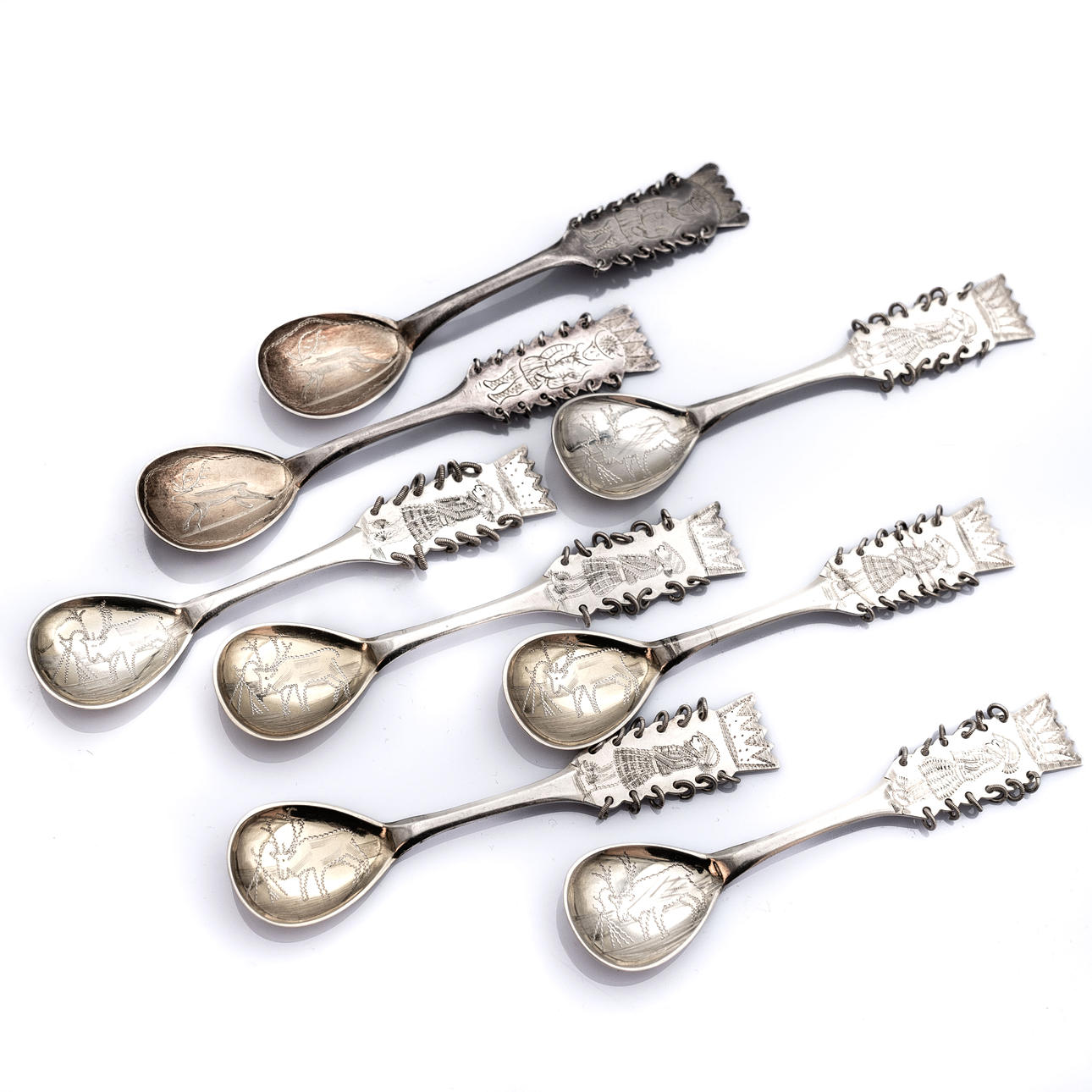 SAMISKA-SILVERSKEDAR, 8 delar, 106 gram.