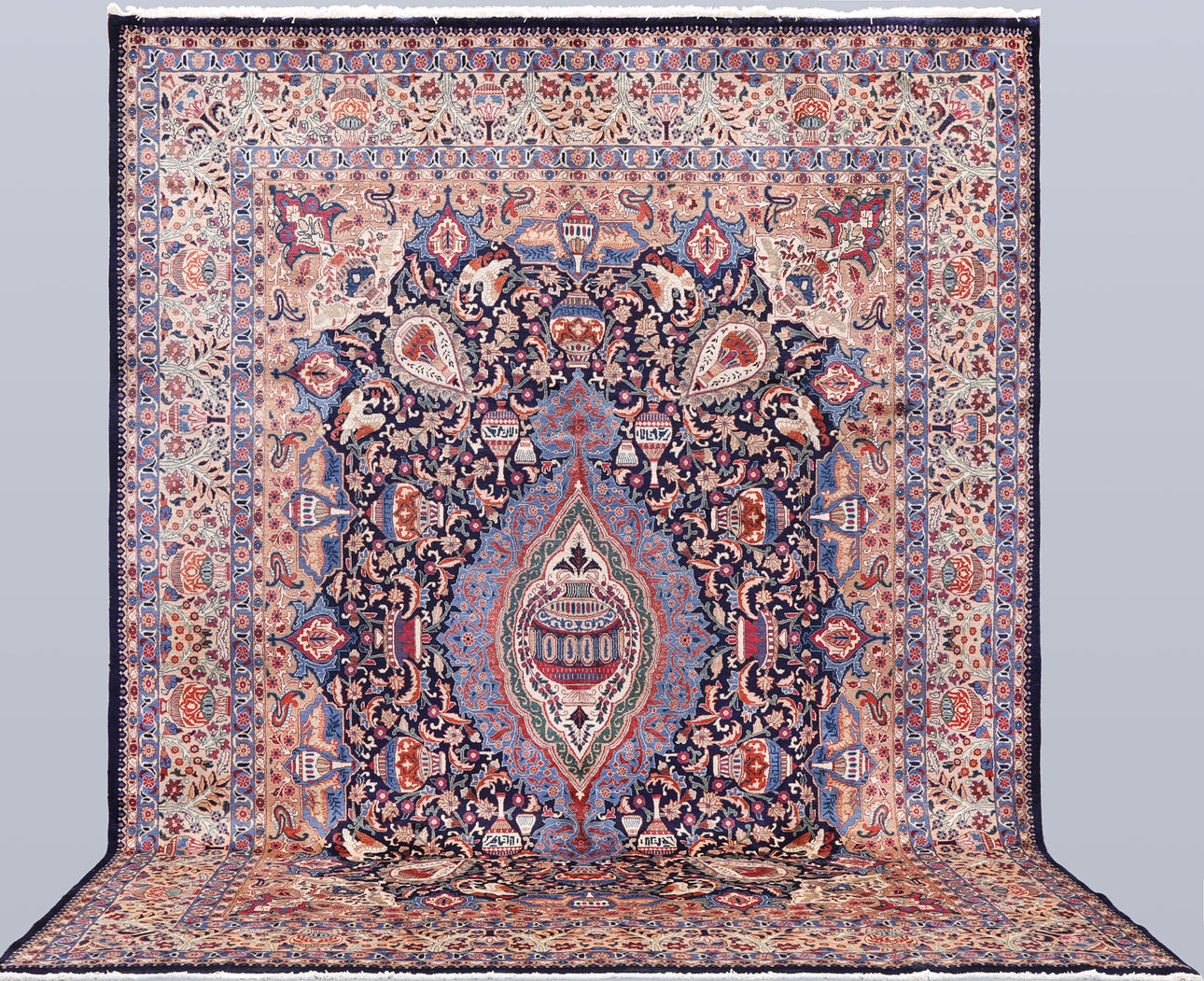 MATTA. Figural Kashmar, 395 x 234 cm.