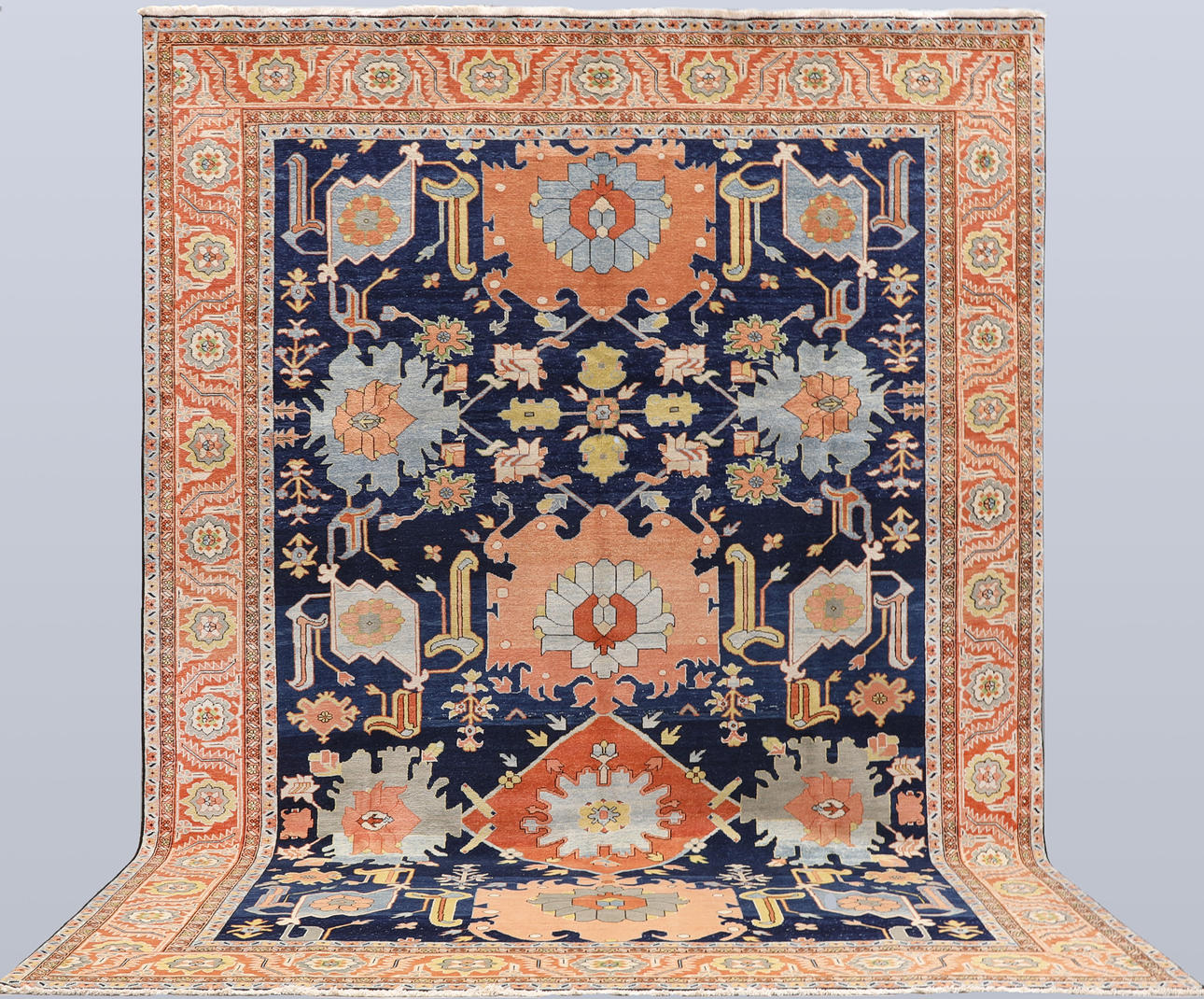 CARPET. Heriz, 420 x 300 cm.