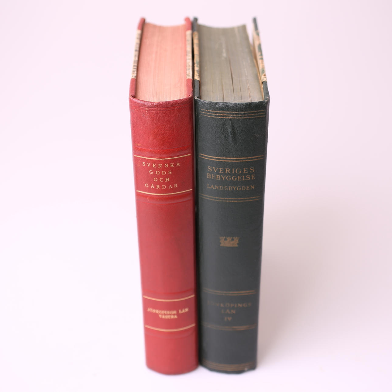 BÖCKER, 2 st, bebyggelse i Jönköpings län, 1943 + 1957.