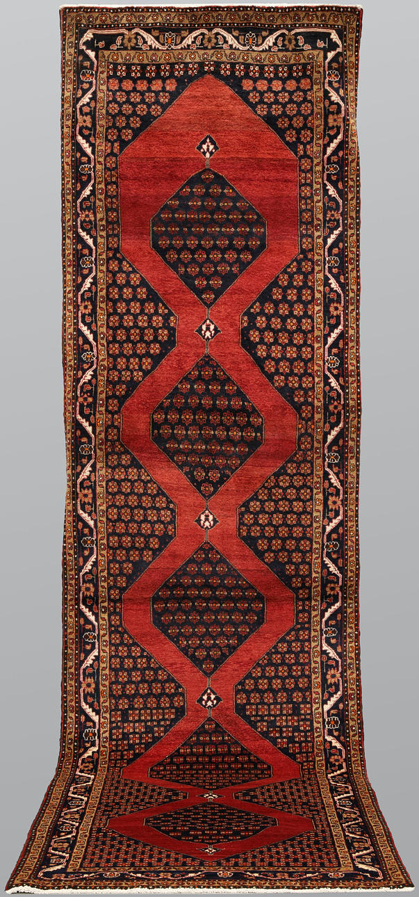 ORIENTMATTA. Täbriz gallerimodell, 415 x 110 cm.