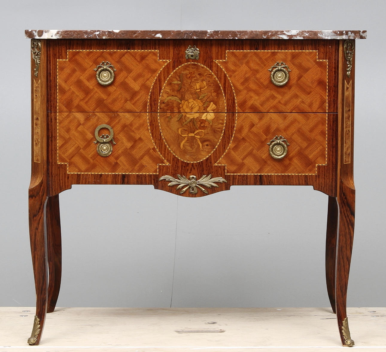 BYRÅ, sk Hauptstil, 1900-tal.