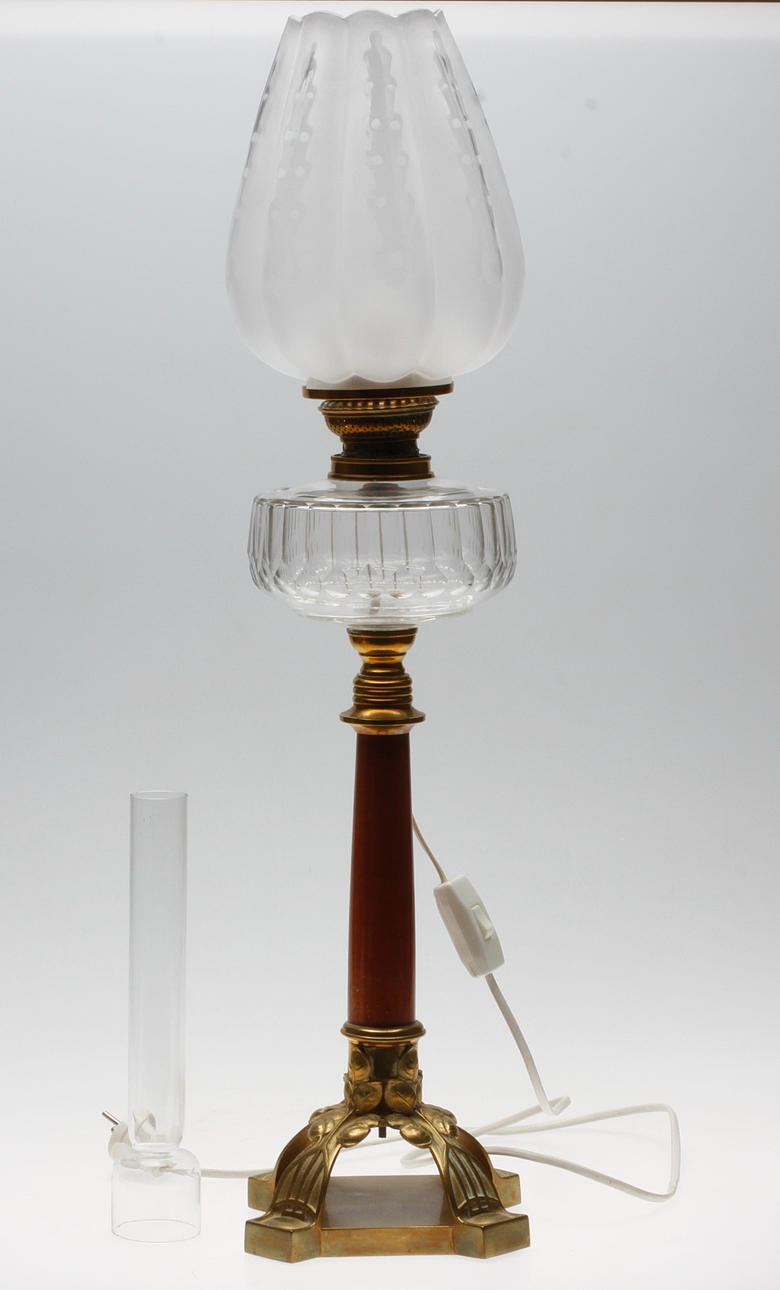 BORDSLAMPA, jugend, tidigt 1900-tal.