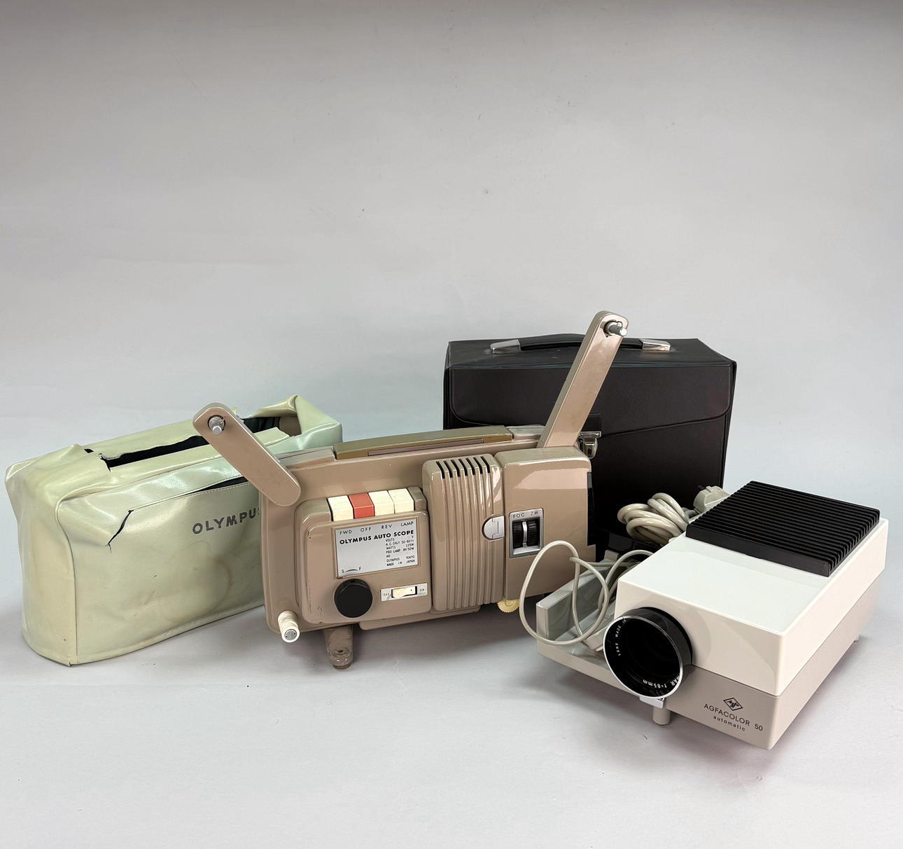 SUPER 8 & SLIDE - Projectors OLYMPUS Auto Scope, AGFA olor 50.