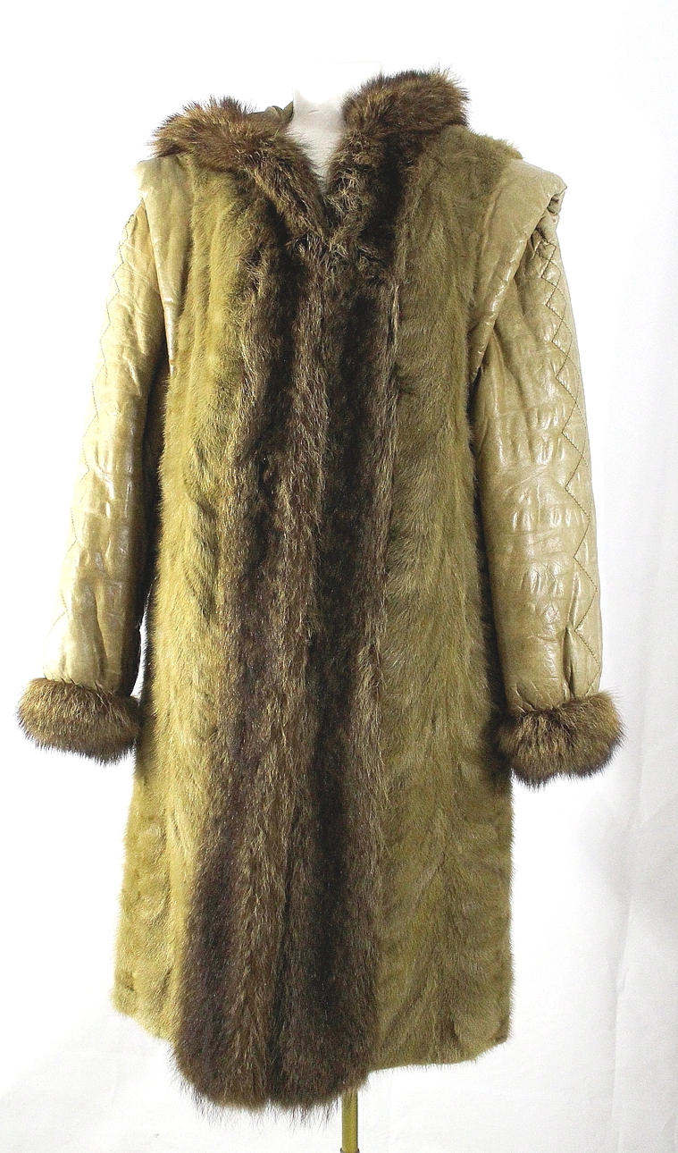 KAPPA/VÄST, päls och skinn.