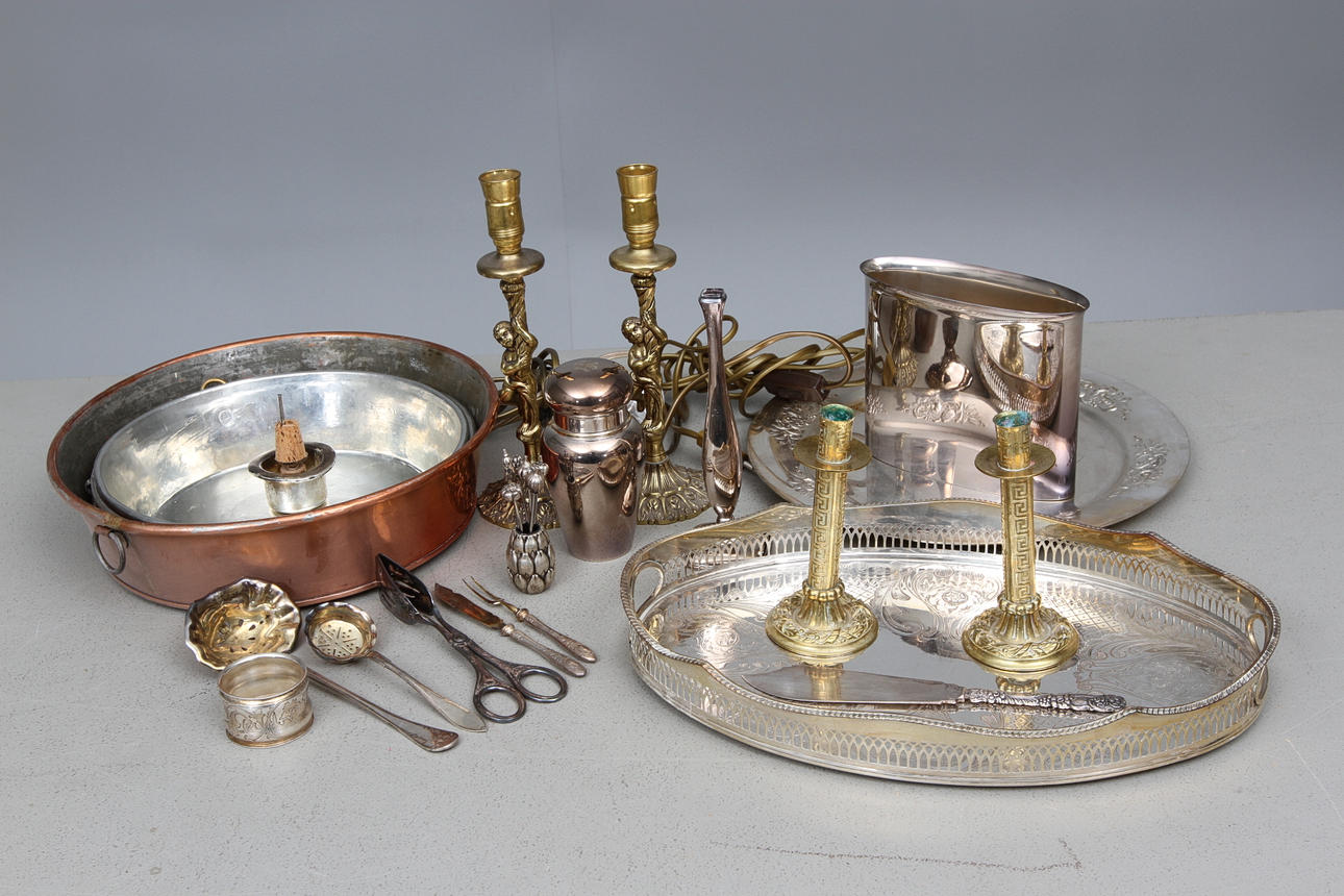 METALLFÖREMÅL, 1800-1900-tal.