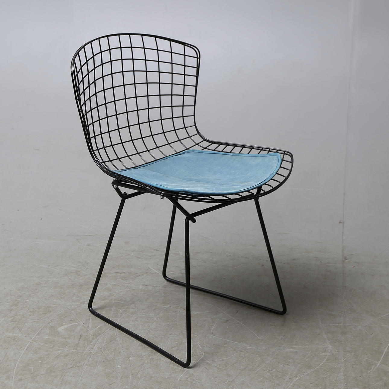 CHAIR, "Sidechair", Design Harry Bertoia.