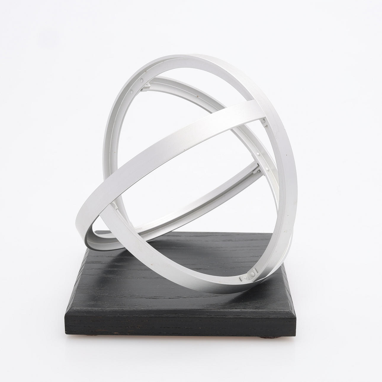 SVEN BERTIL HERLOW SVENSSON. FRAGMENTARY SPHERE.