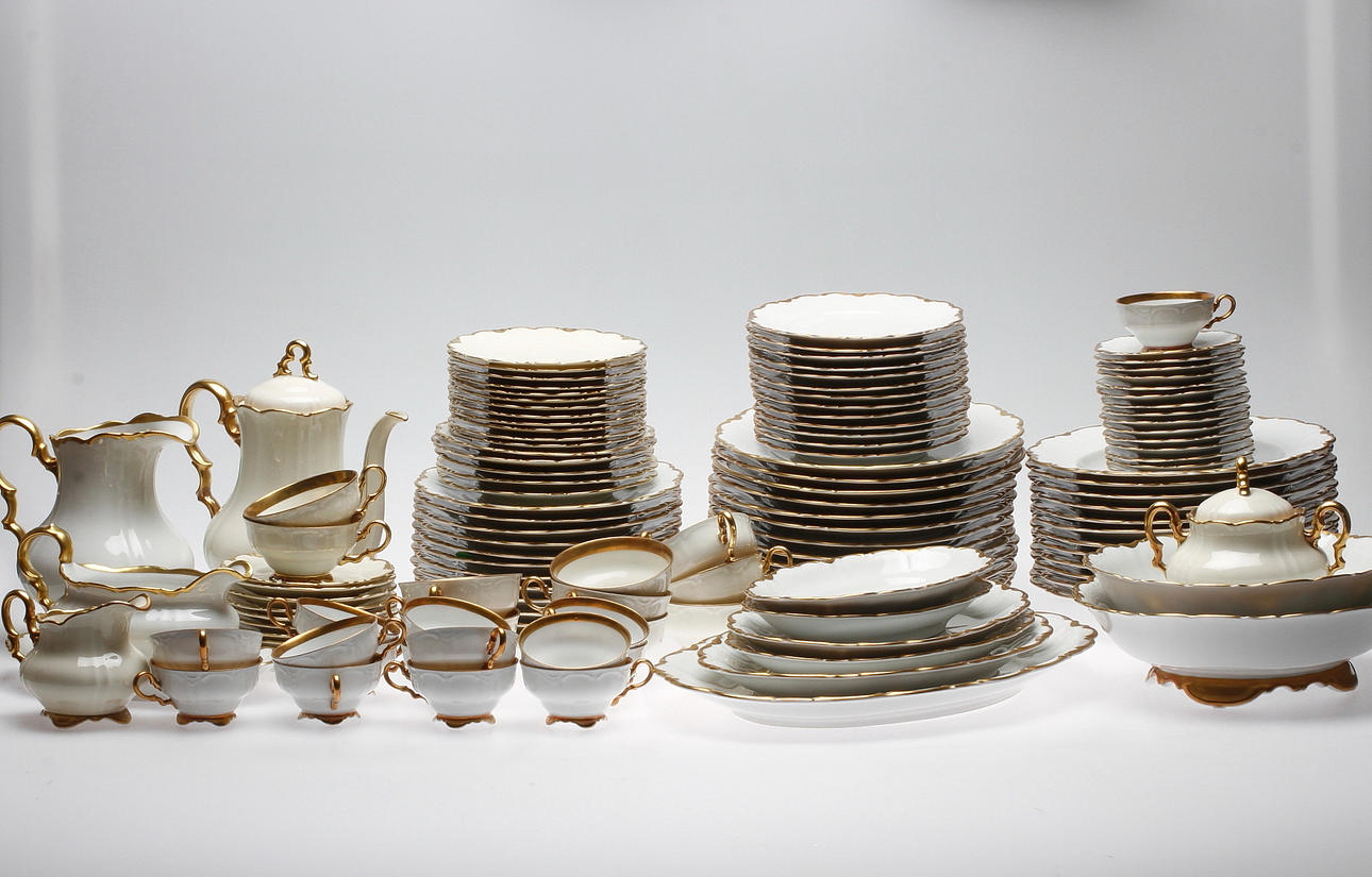 SERVIS, 105 delar, porslin, Hackefors.