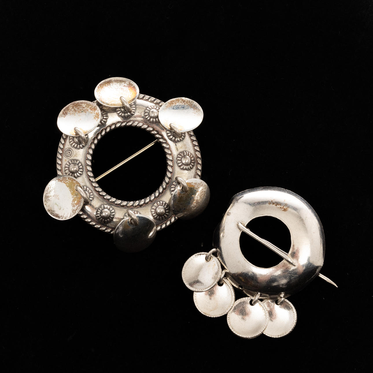 BROOCHES, 2 pcs, Allmoge, Silver.