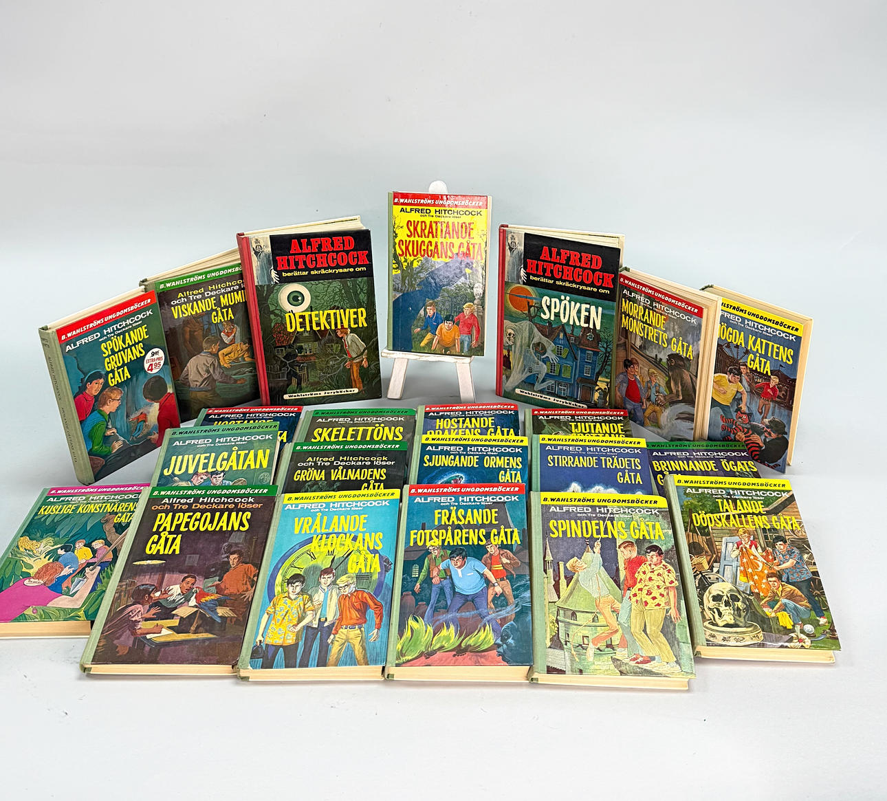 UNGDOMSBÖCKER - ALFRED HITHCOCK, 1970--tal.