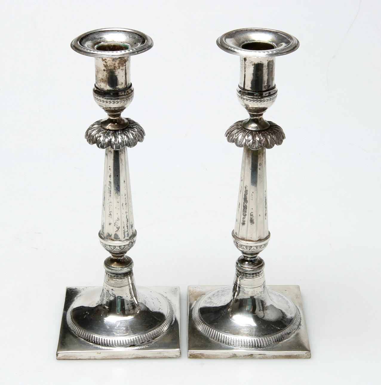 LJUSSTAKAR, 1 par, silver, empire, tidigt 1800-tal.