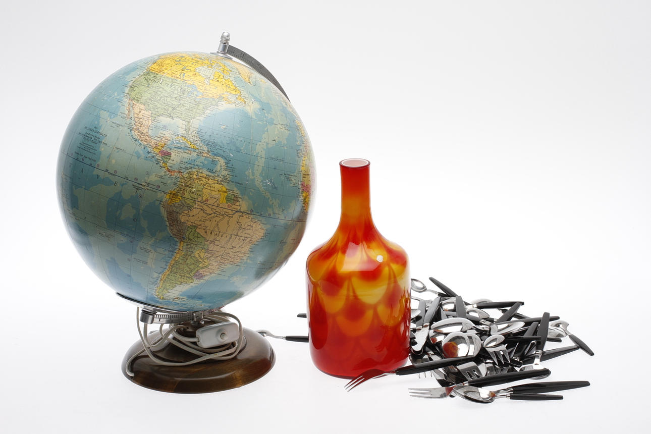 JORDGLOB, Prof. Dr. Arthur Krause, BESTICK, 1960/70-tal, VAS, Elme, 1960/70-tal.