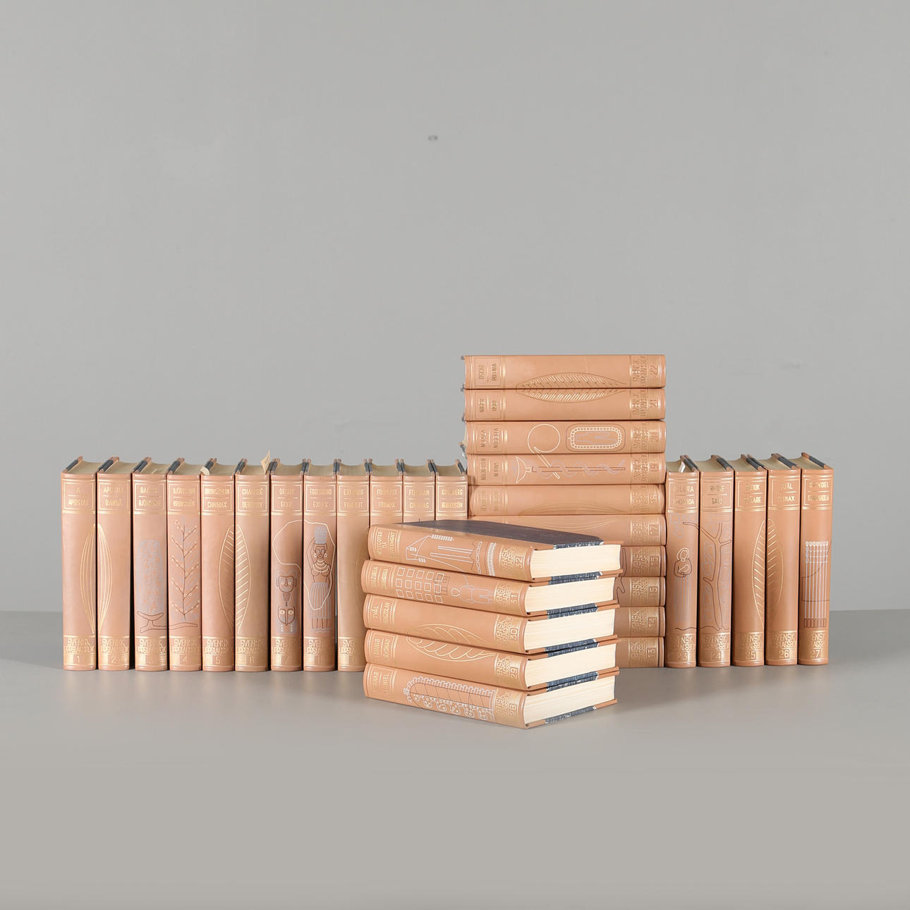 UPPSLAGSBÖCKER, 32 band, "Svensk uppslagsbok"andra omarbetade och utvidgade upplagan, del 1-32.