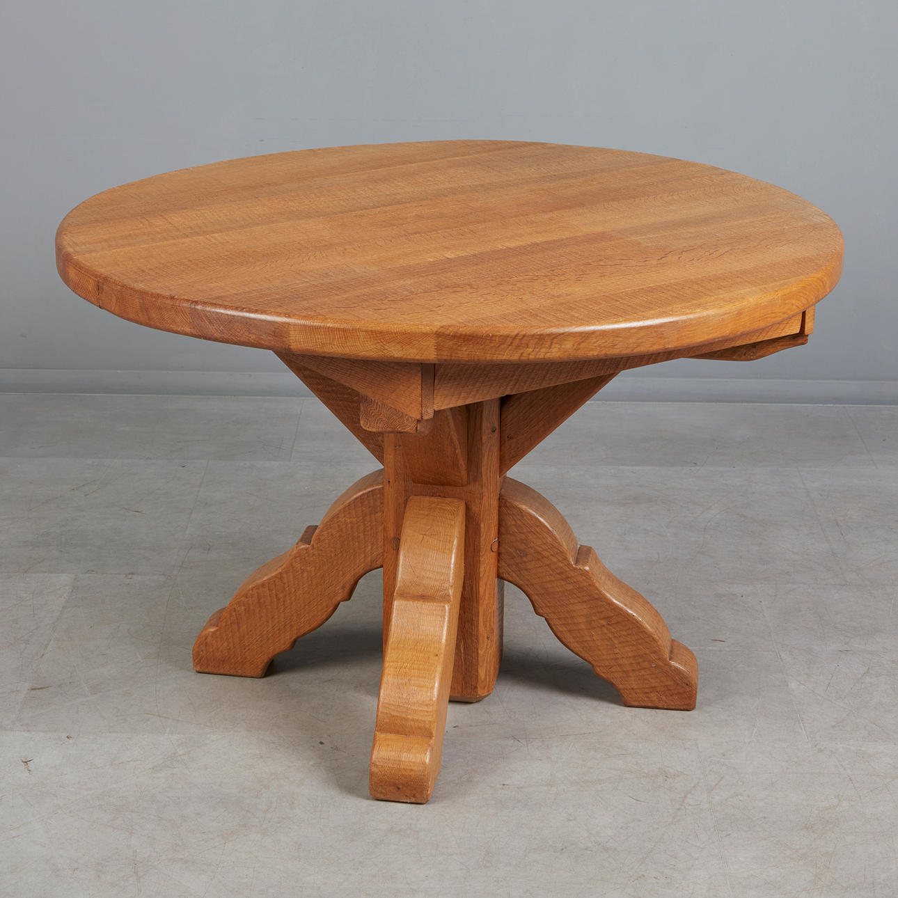 De Puydt, extendable brutalist table/dining table, oak, 1970s, Belgium.