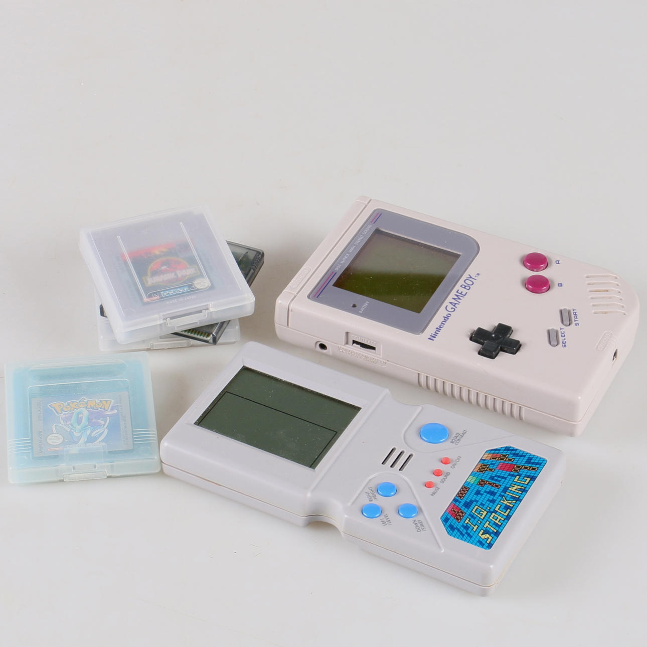 SPELKONSOLER, 2 st. Gameboy samt Radioshack + 4 spel.