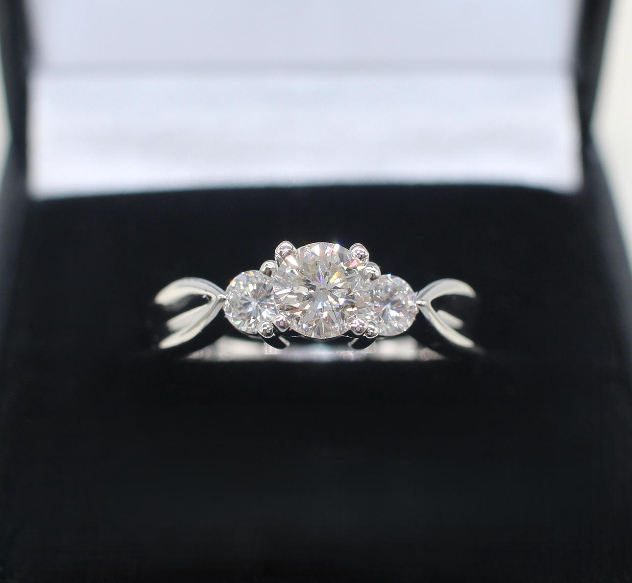 PLATINUM DIAMOND TRILOGY RING.