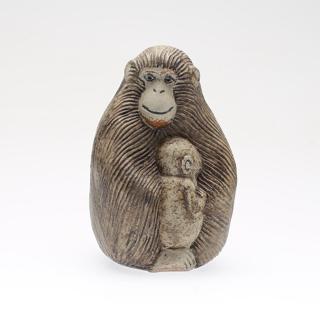 LISA LARSON. stengods, figur, "Apa med unge", Gustavsberg, signerad.