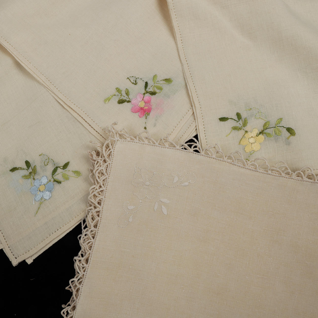 SERVETTER, 24 st, 1900-tal.