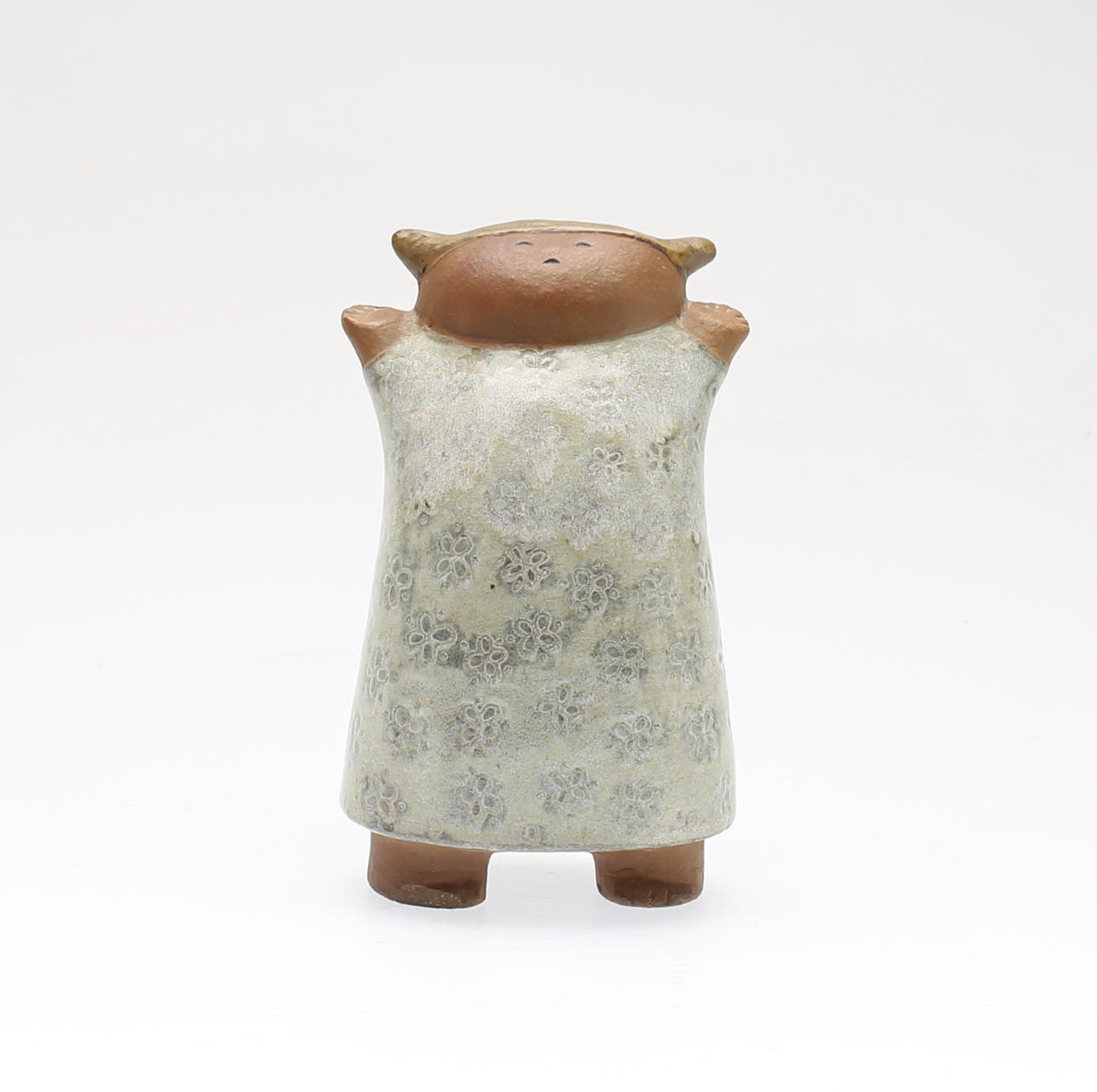 LISA LARSON. stengods, figur, "Susanna", ur serien Larsons Ungar, Gustavsberg.