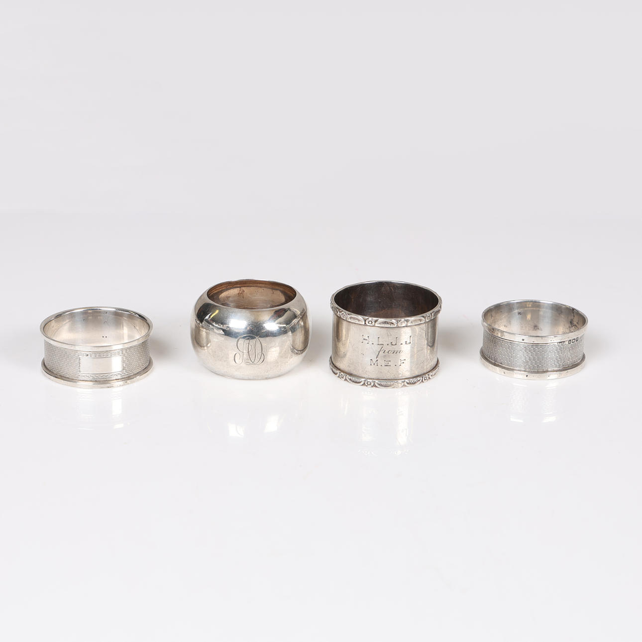 FIRE SERVIETRINGE I SØLV (4).